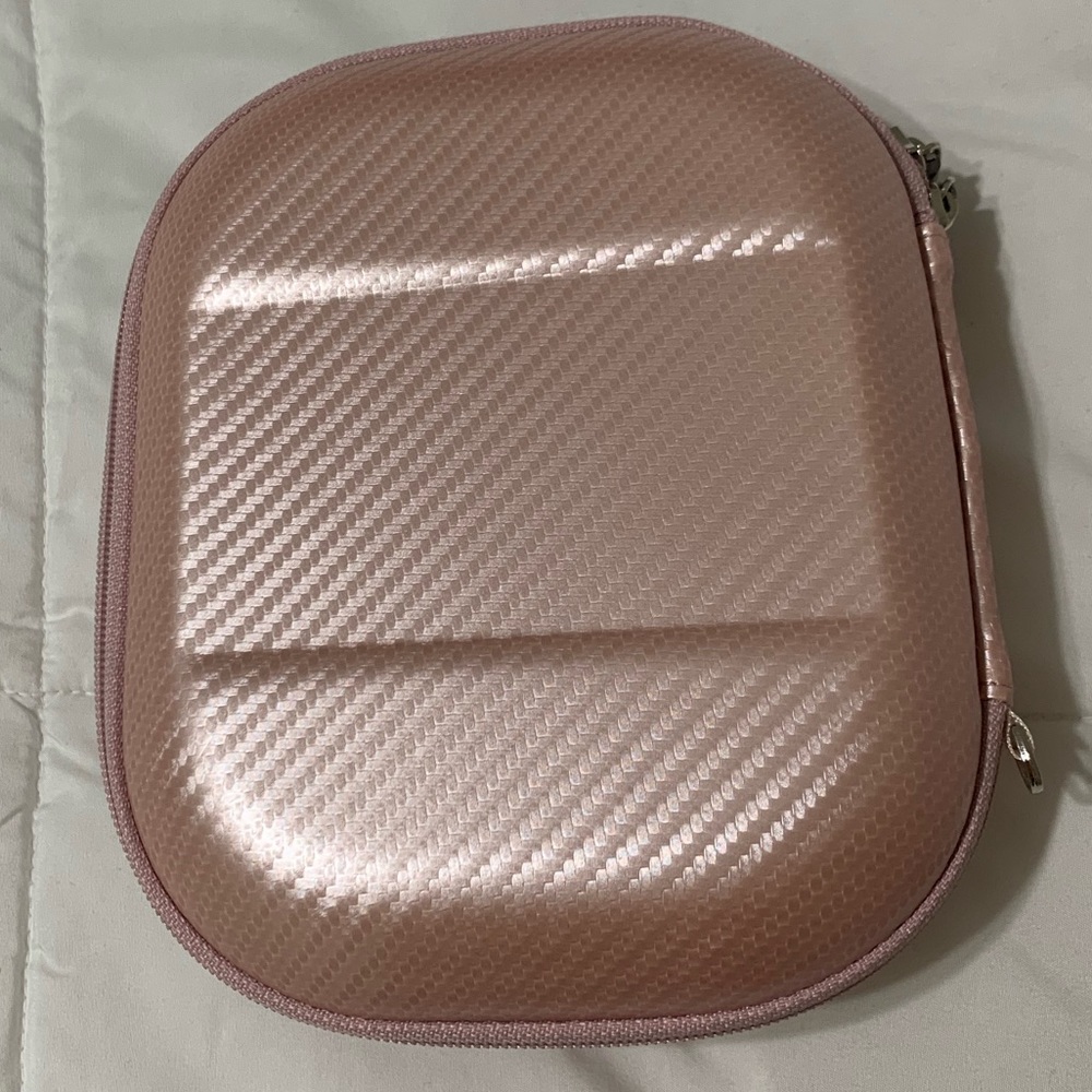 Rose Gold Case - Picture 4 of 6